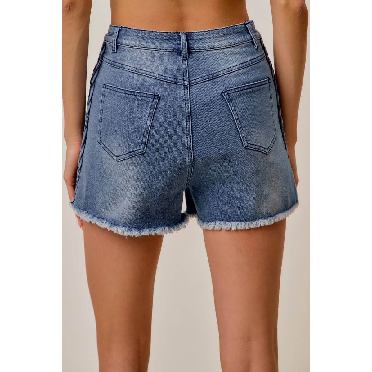 DENIM SHORTS WITH POCKET AND SIDE SEAM BRAIDS