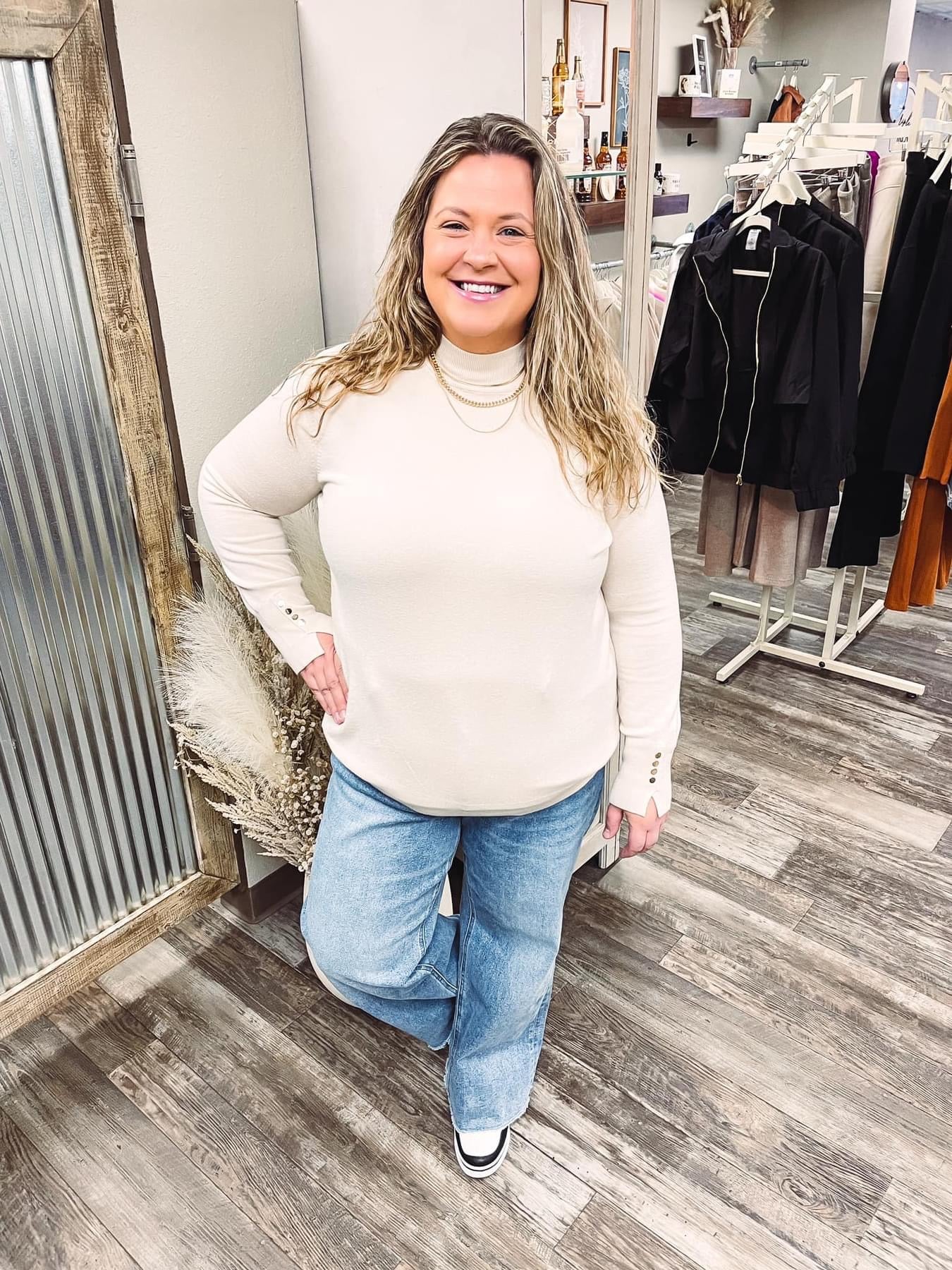 Curvy Mock Neck Sweated