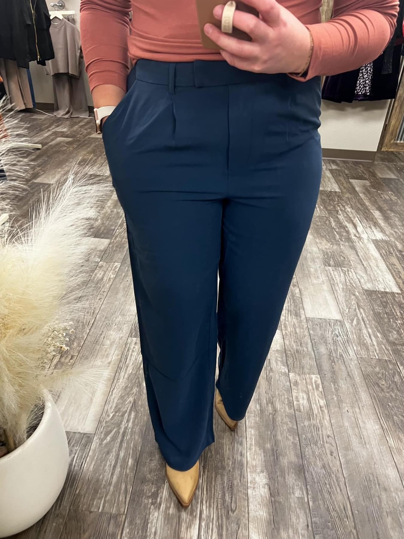 Pintuck Wide Leg Trouser