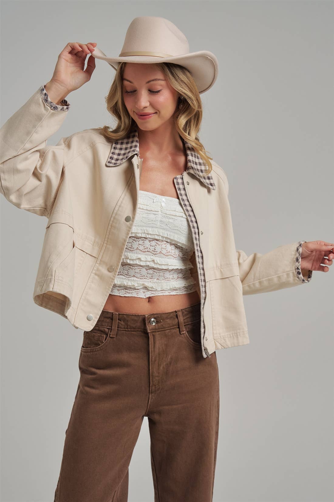 FALL JACKET WITH GINGHAM COLLAR