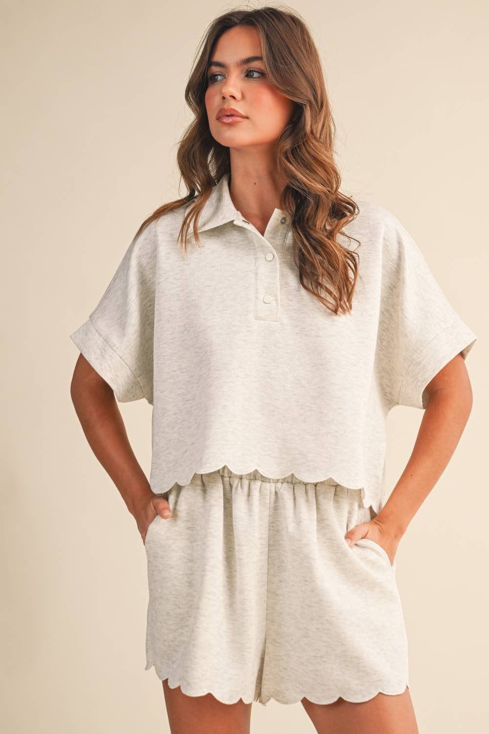 SCALLOPED EDGE COLLAR TUNIC TOP AND SHORTS