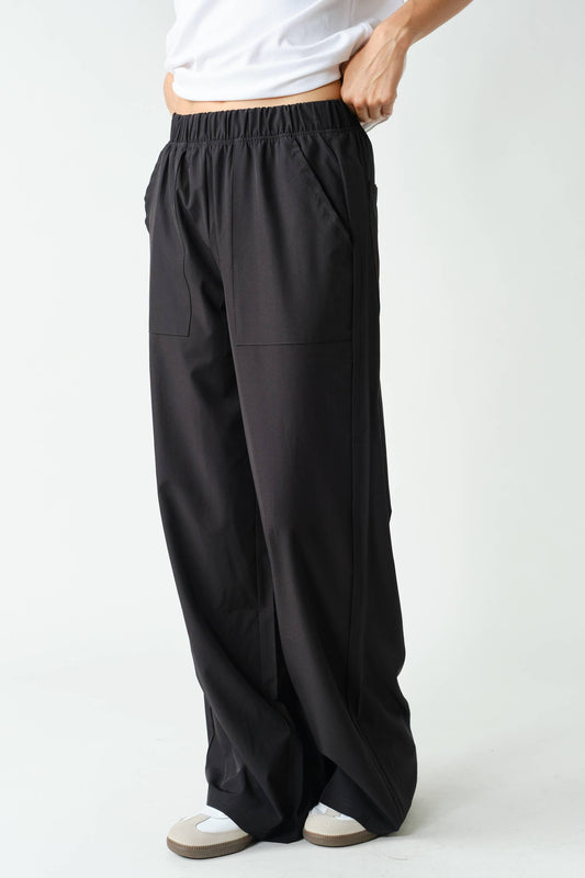 BREEZY FLOW ACTIVE PANTS