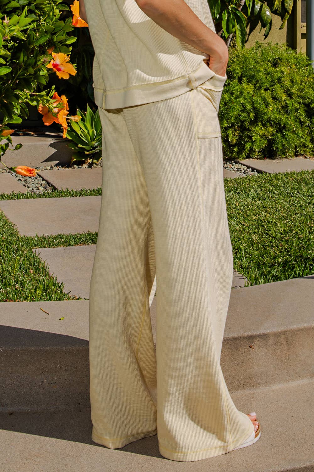MINERAL WASHED HONEYCOMB WIDE LEG PANTS