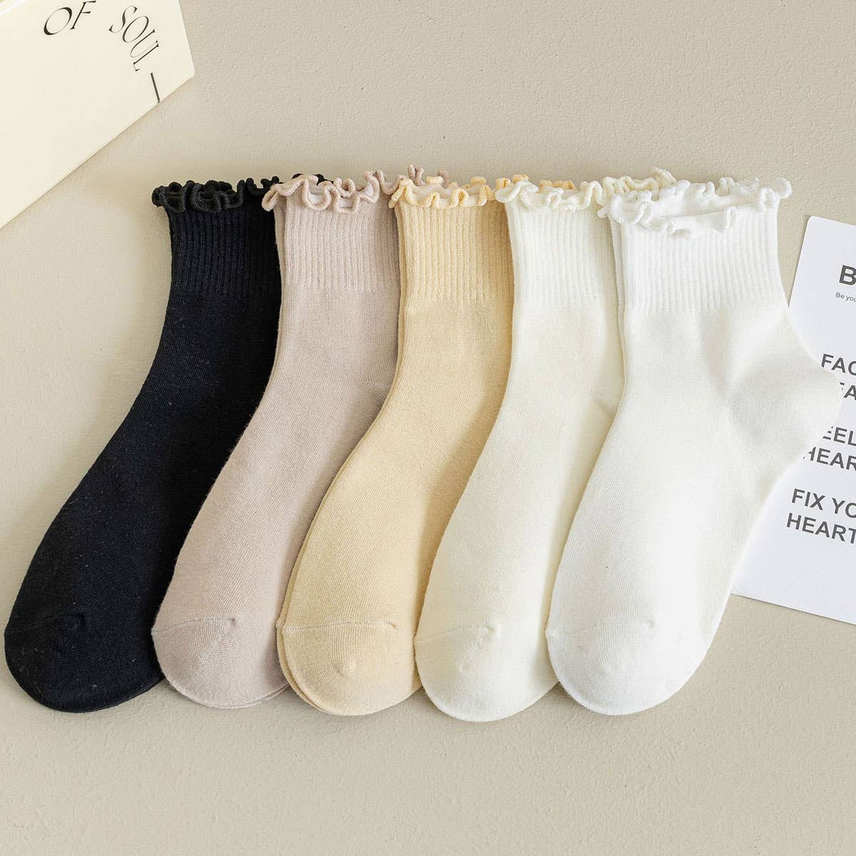 RUFFLED WOMEN ANKLE SOCKS