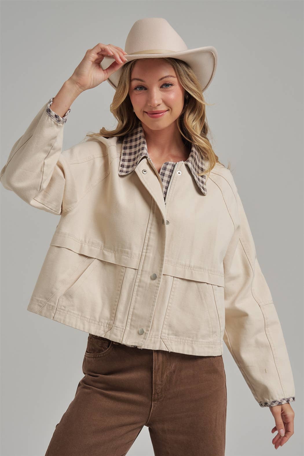 FALL JACKET WITH GINGHAM COLLAR