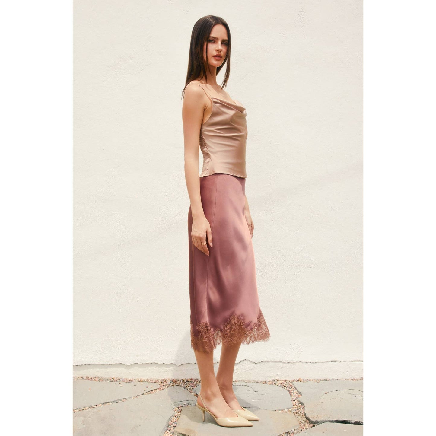 Dull Satin Lace Hem Pencil Skirt