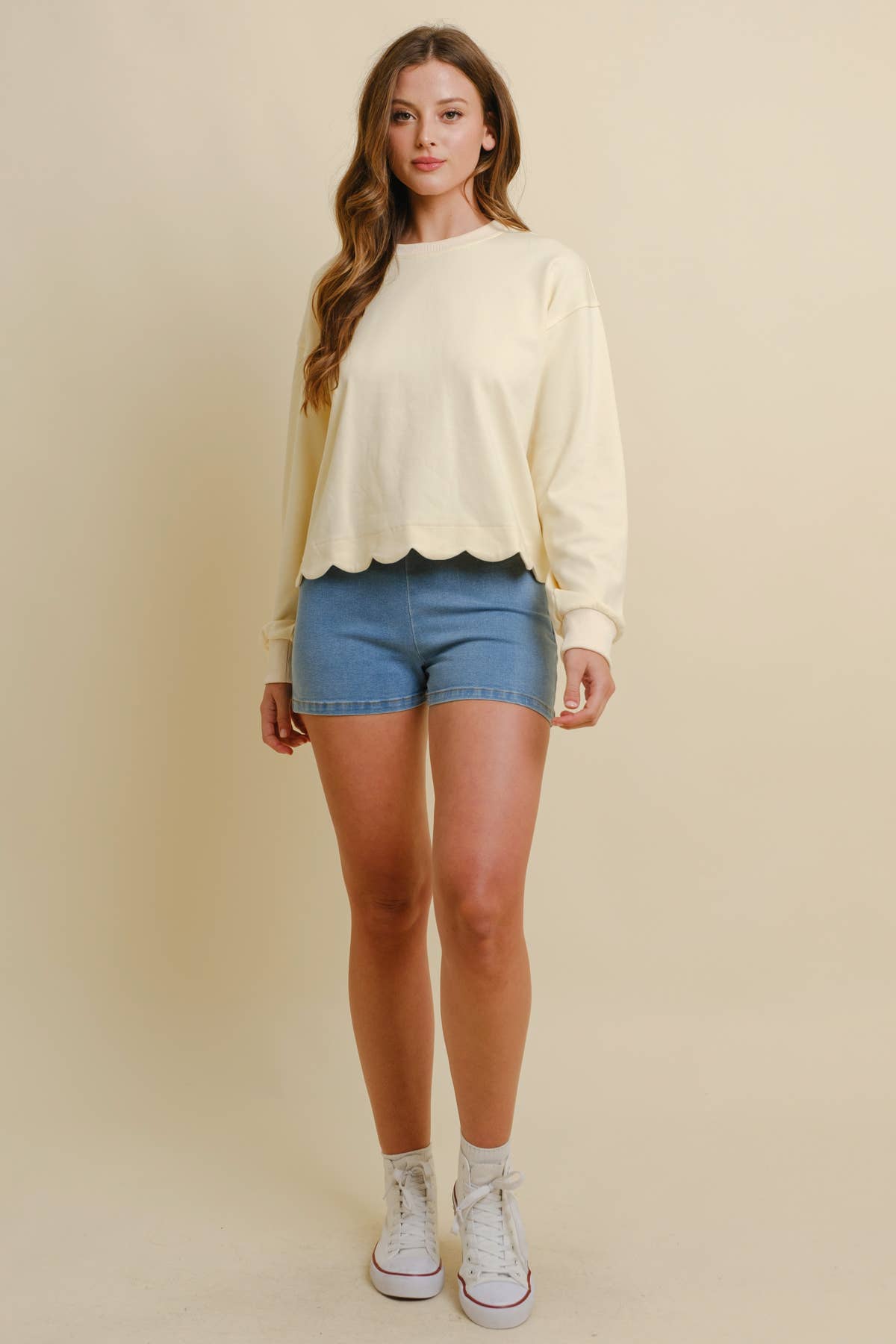 SCALLOPED TRIM LONG SLEEVE TOP