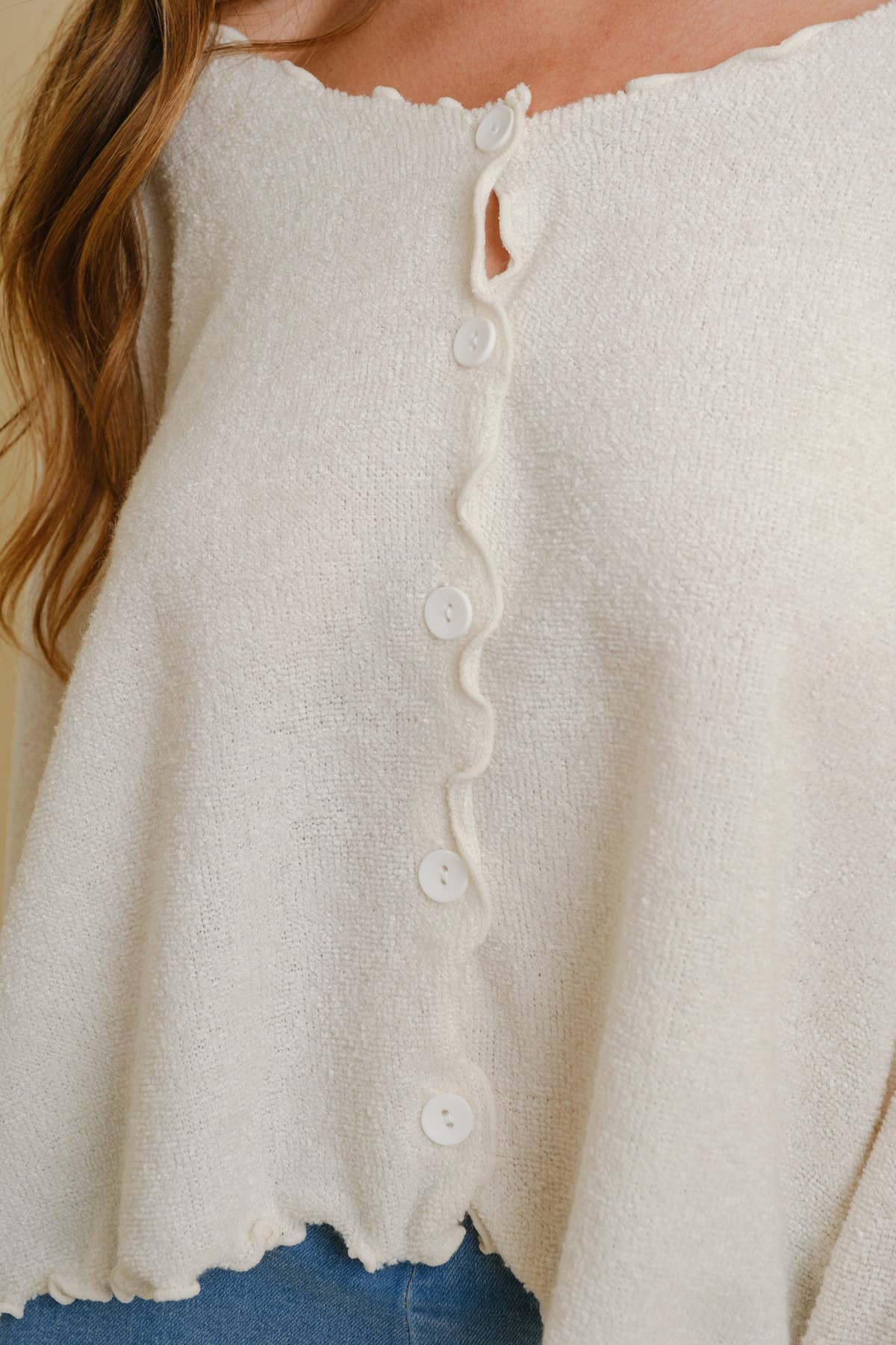 WAVY SCALLOPED TRIM BUTTON UP TOP