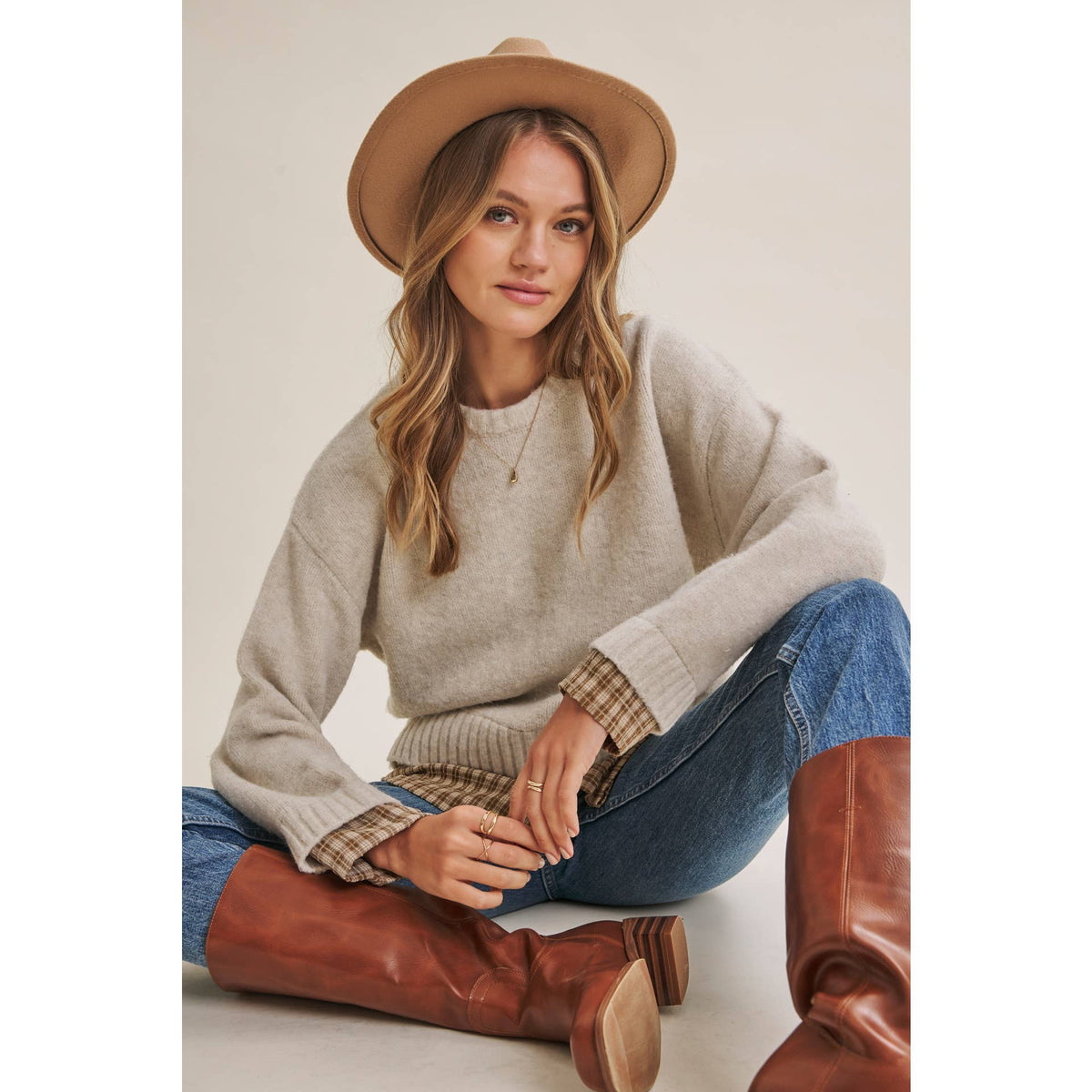 COUNTRY ROAD LAYERED PLAID HEM SWEATER TOP