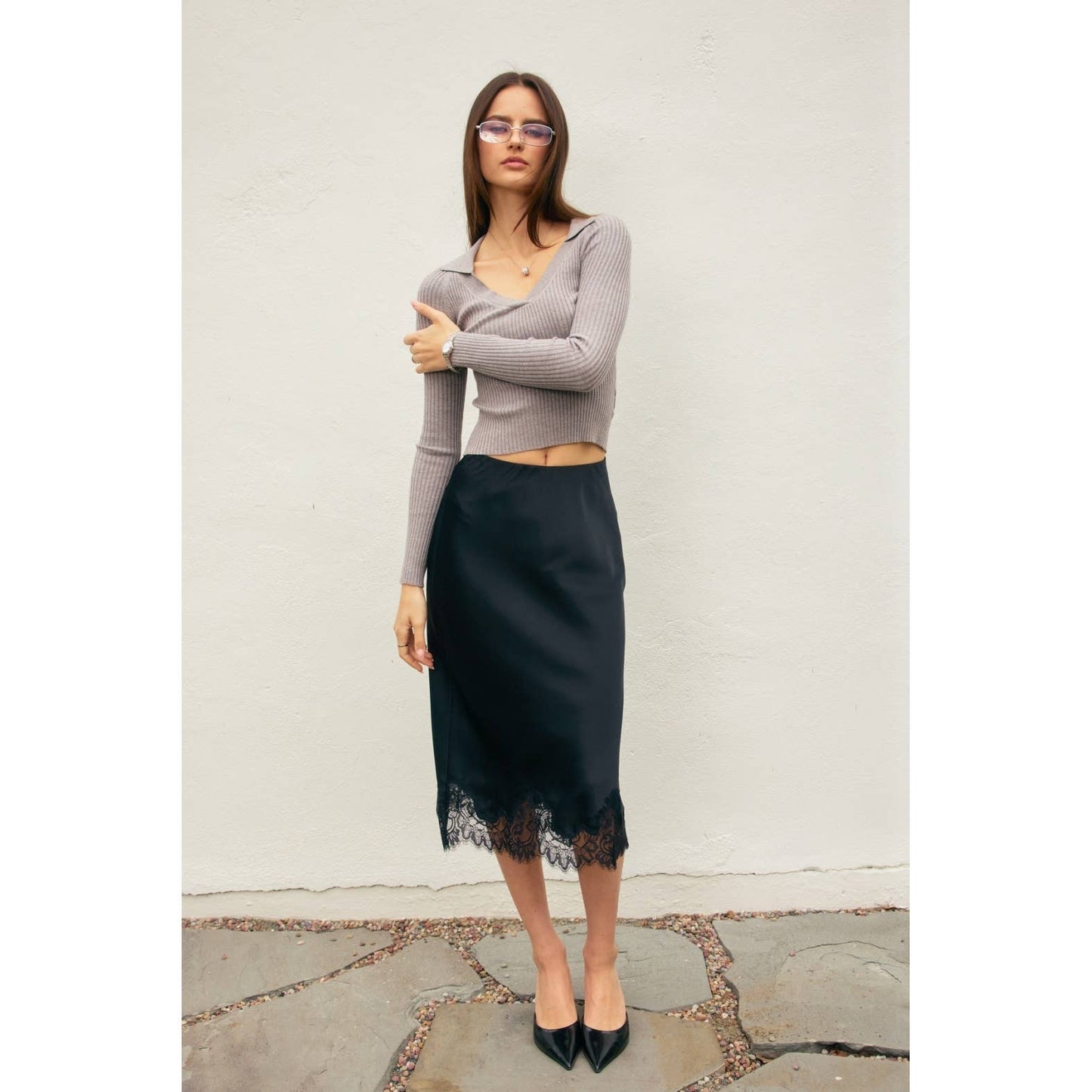 Dull Satin Lace Hem Pencil Skirt