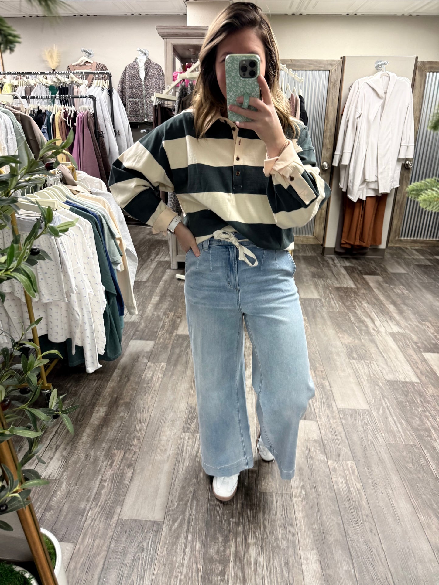 LONG SLEEVE WIDE PANEL KNITTED SHIRT
