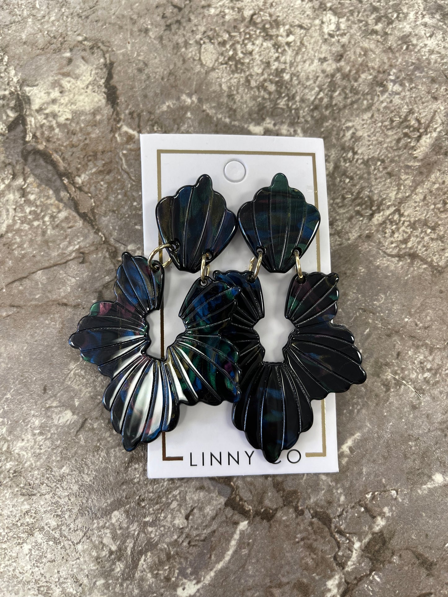 Michelle - Black Iridescent