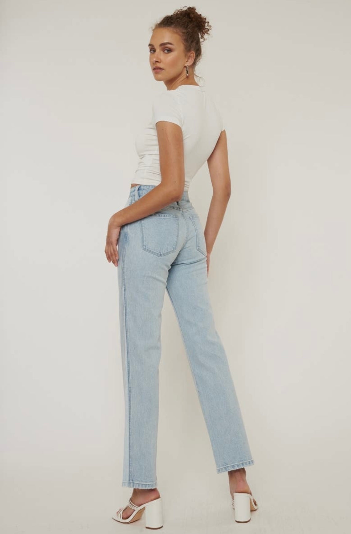 High Rise Straight Jean Light Stone Wash Contrast