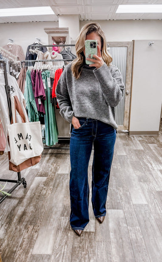 TURTLE NECK LONG SLEEVE SWEATER TOP