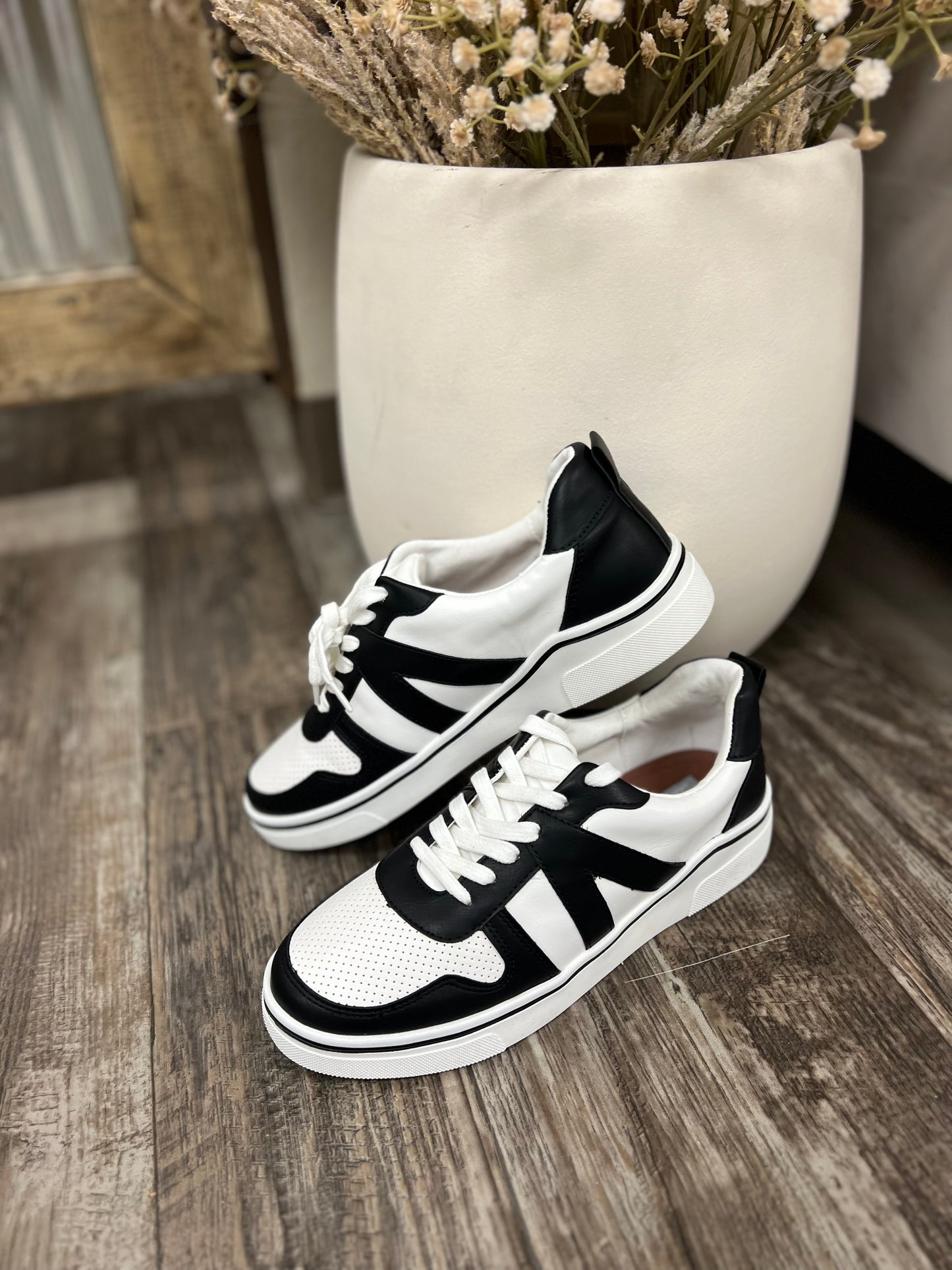 Alta Black and White Sneakers