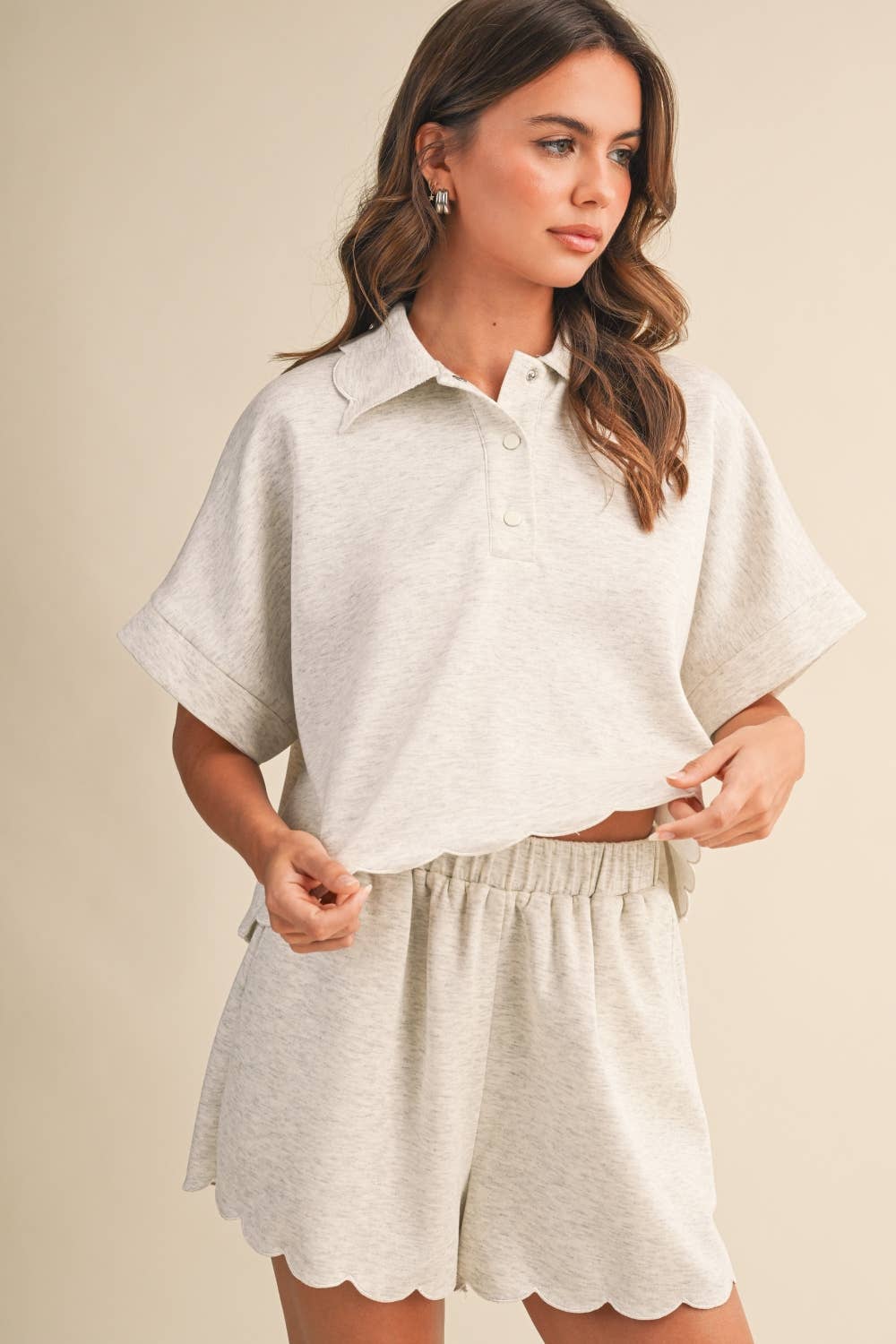 SCALLOPED EDGE COLLAR TUNIC TOP AND SHORTS