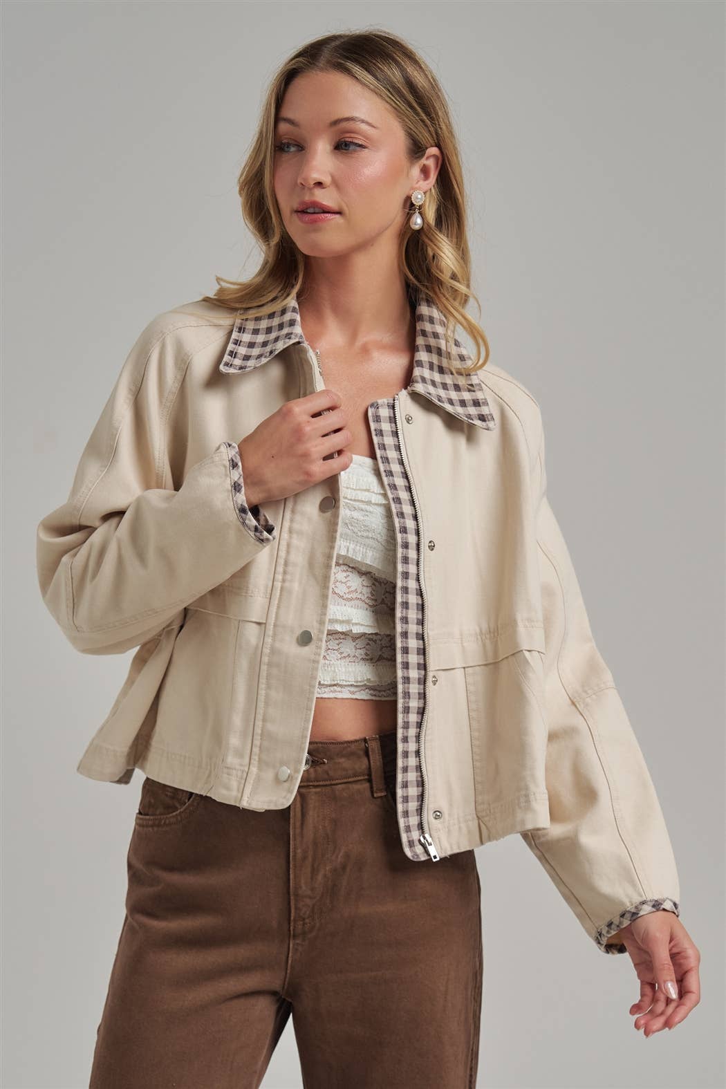 FALL JACKET WITH GINGHAM COLLAR