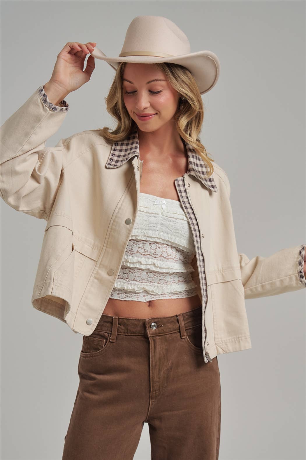FALL JACKET WITH GINGHAM COLLAR