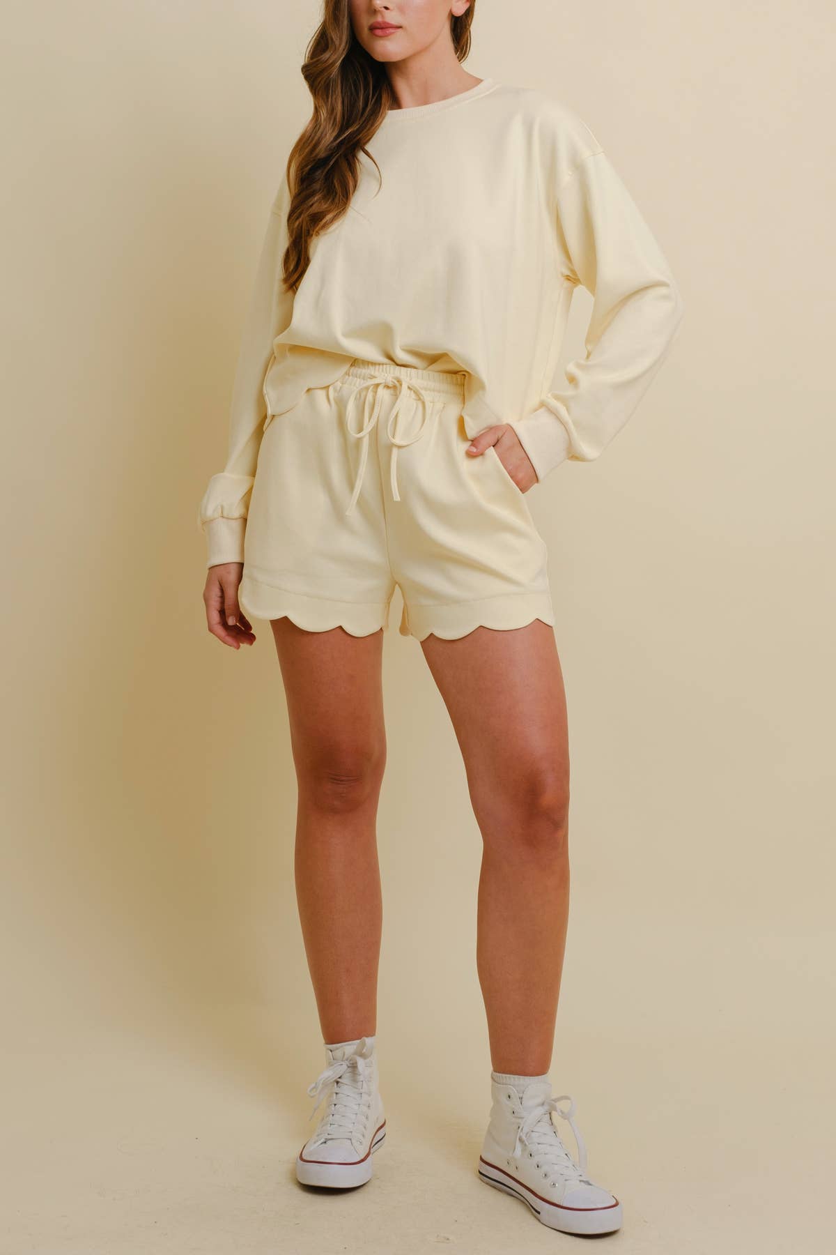 SCALLOPED TRIM LONG SLEEVE TOP
