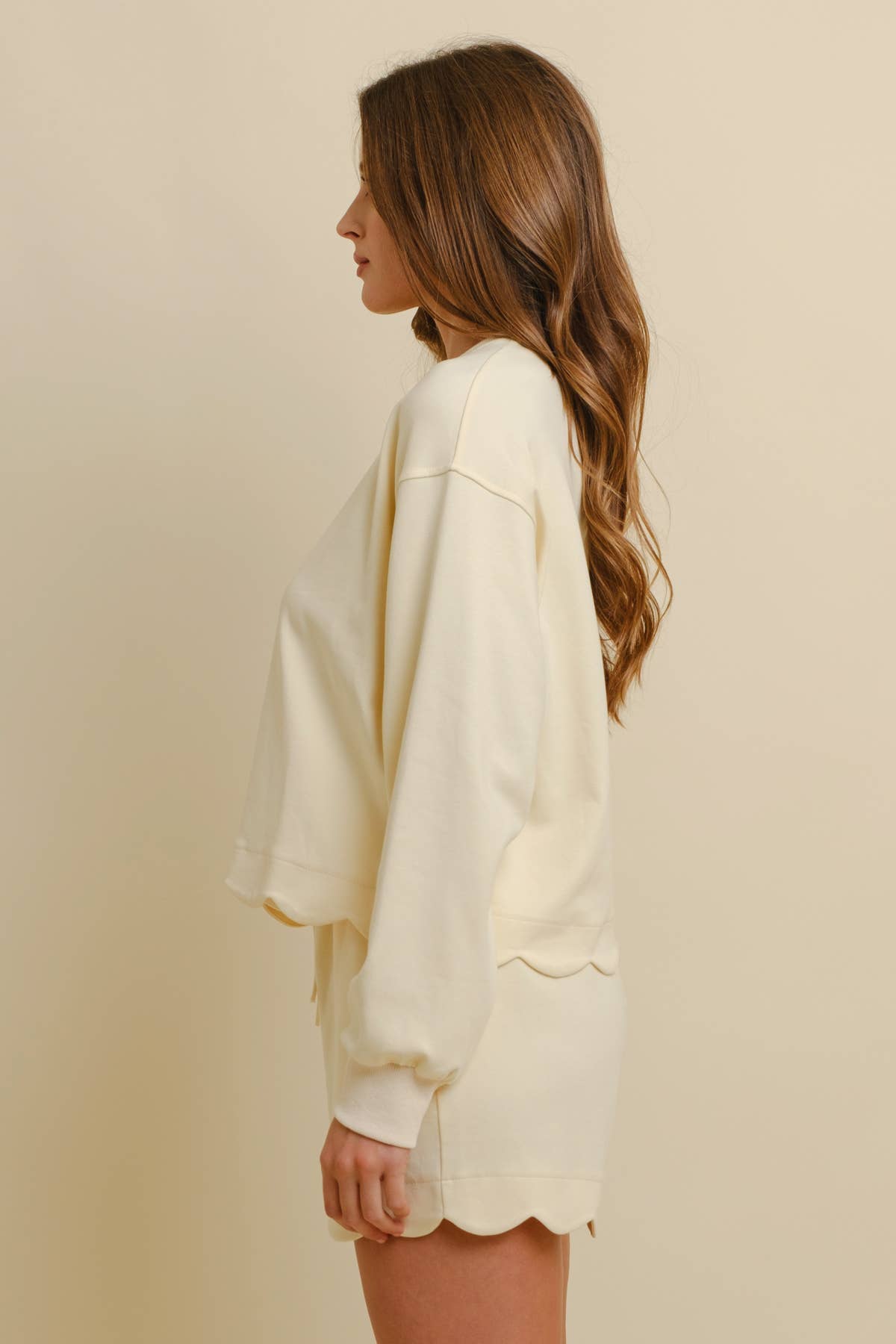 SCALLOPED TRIM LONG SLEEVE TOP
