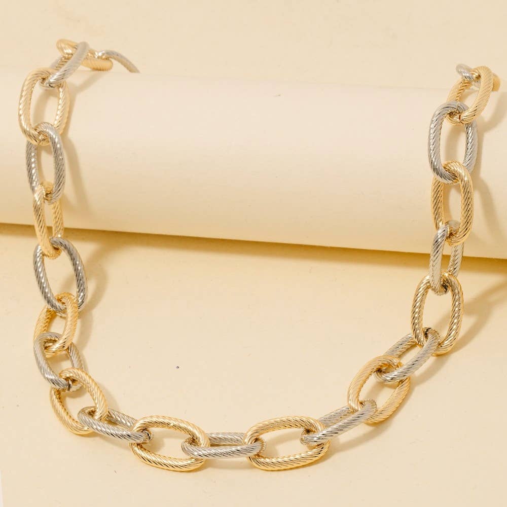 Two Tone Twisted Texture Oval Classic Chain Necklace