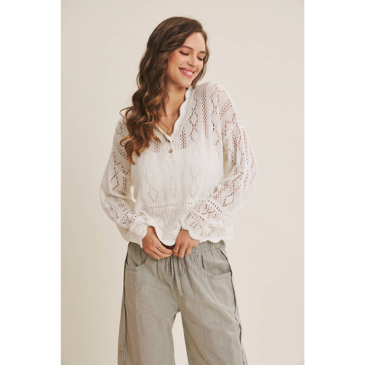 LAYERING VERSATILITY CROCHET SWEATER TOP WITH SCALLOP EDGES