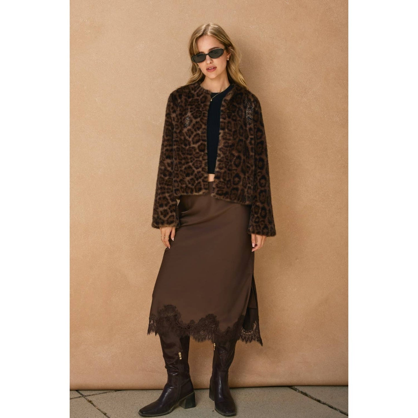 Dull Satin Lace Hem Pencil Skirt