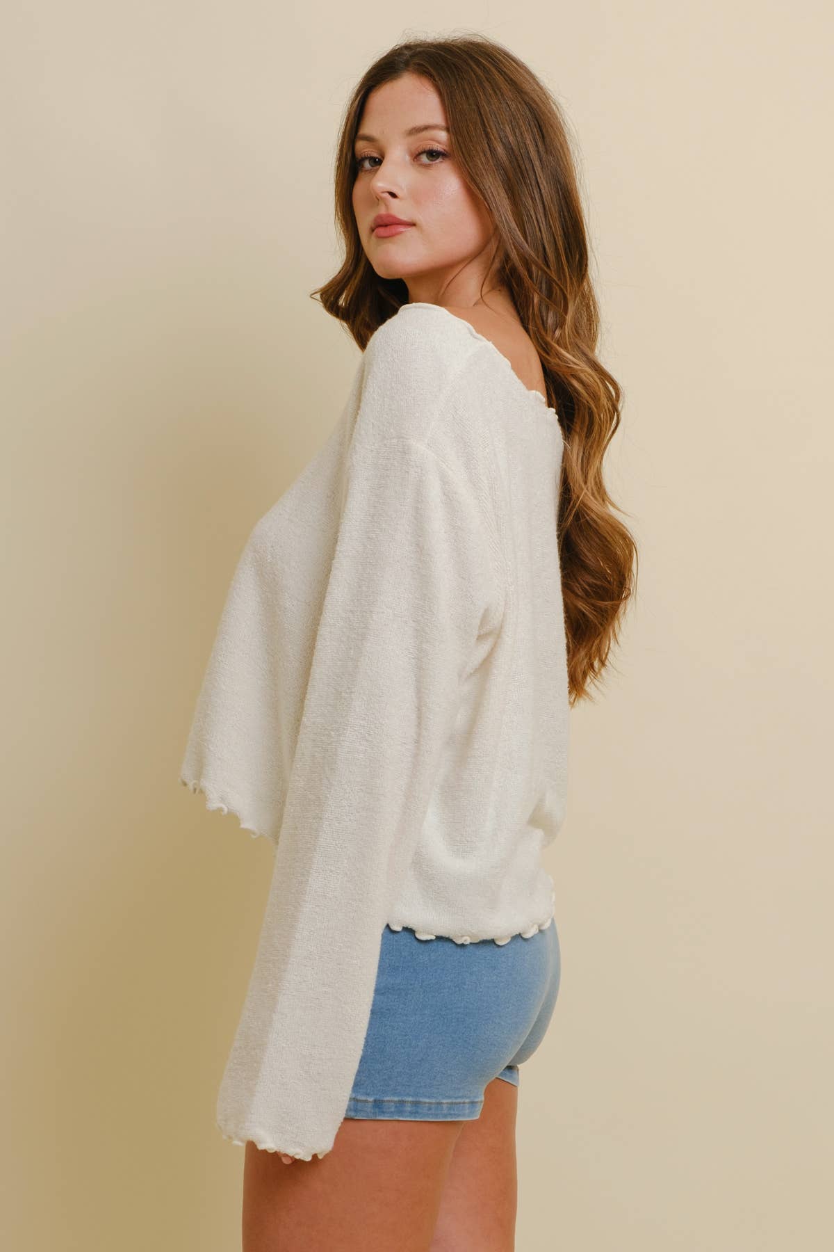 WAVY SCALLOPED TRIM BUTTON UP TOP